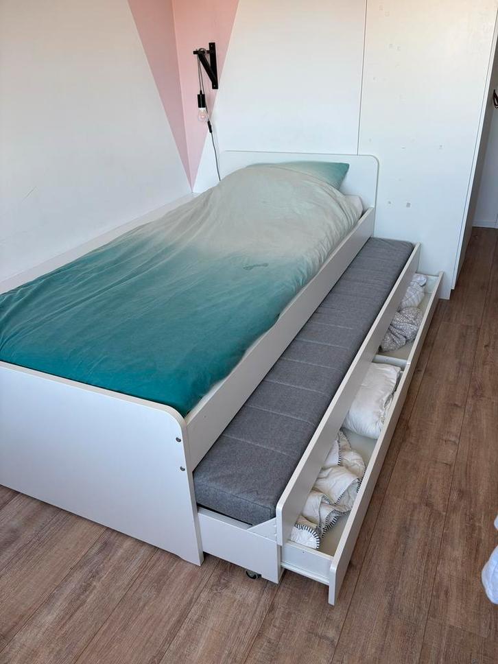 Ikea Slakt Bed met Logeerbed & Lades, Huis en Inrichting, Slaapkamer | Bedden, Gebruikt, Eenpersoons, 90 cm, 200 cm, Hout, Wit