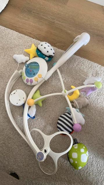 Desi doll moon & stars quran cot mobile beschikbaar voor biedingen