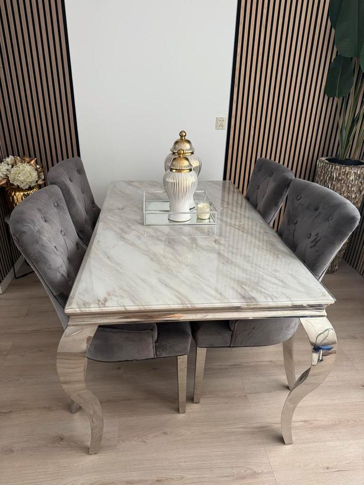 Marmeren Eettafel met 4 Stoelen, Huis en Inrichting, Complete eetkamers, Zo goed als nieuw, 4 tot 6 stoelen, Ophalen