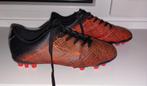 Dutchy Voetbalschoenen Maat 34, Ophalen, Zo goed als nieuw, Schoenen