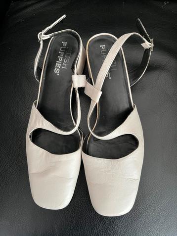 Hush Puppies crèmekleur pumps zomerschoenen lage hak maat 39 beschikbaar voor biedingen