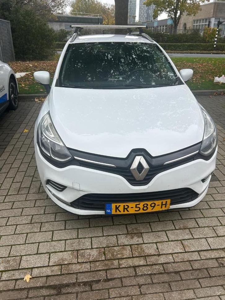 Renault Clio 1.5 DCI 66KW Estate 2016 Wit, Auto's, Renault, Particulier, Clio, Elektrische ramen, Trekhaak, Diesel, B, Stationwagon