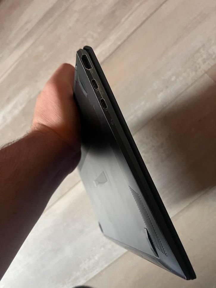 Asus Laptop met OLED Scherm, Computers en Software, Windows Laptops, Gebruikt, SSD, 2 tot 3 Ghz, 8 GB, Qwerty, Ophalen