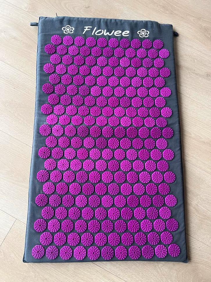 Flowee spijkermat / Acupressuur Mat - Ontspanning!, Sport en Fitness, Massageproducten, Overige typen, Ophalen of Verzenden