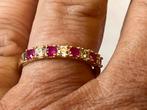 Gouden ring Robijn en Saffier, Sieraden, Tassen en Uiterlijk, Ringen, 18 tot 19, Verzenden, Zo goed als nieuw, Met edelsteen