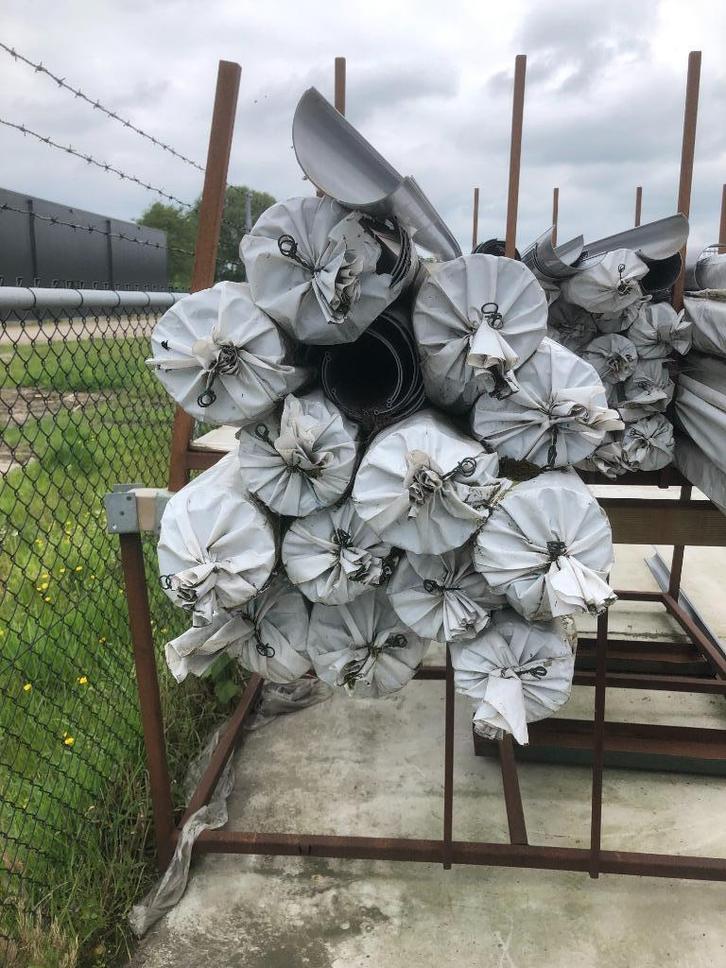 Partij PVC mastgoot, nieuw in verpakking.  2 en 4 meter., Doe-het-zelf en Verbouw, Buizen en Afvoer, Nieuw, Dakgoot, Pvc, 6 meter of meer