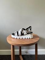 Nieuw 130€: Leren Italiaanse sandaaltjes python print; mt 39, Overige kleuren, Nieuw, Sweet Lemon, Sandalen of Muiltjes