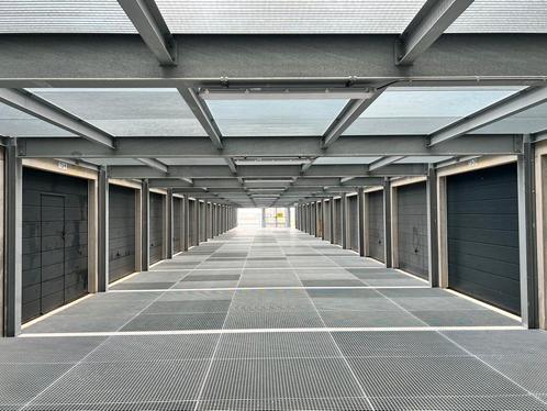 Garagebox - opslag Roelofarendsveen, Auto diversen, Autostallingen en Garages