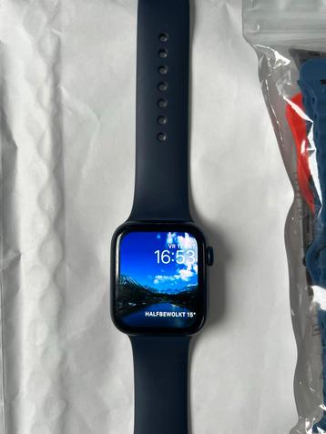 Apple Watch Series 6 44mm beschikbaar voor biedingen