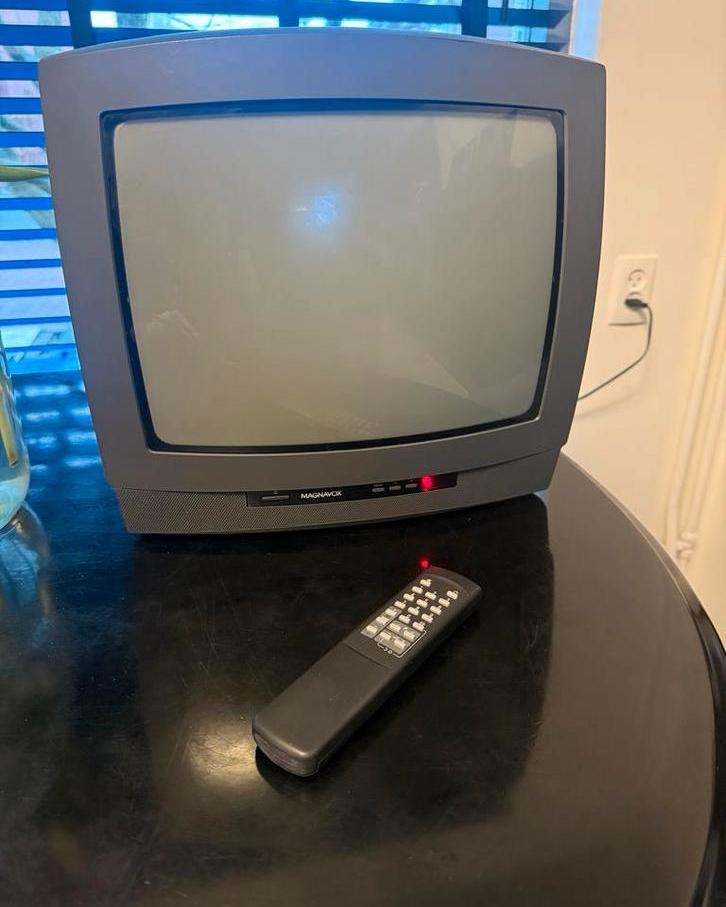 Retro Magnnavox TV - Ideaal voor Gaming Sega Nintendo ps2, Ophalen, Gebruikt, Minder dan 40 cm, Overige merken