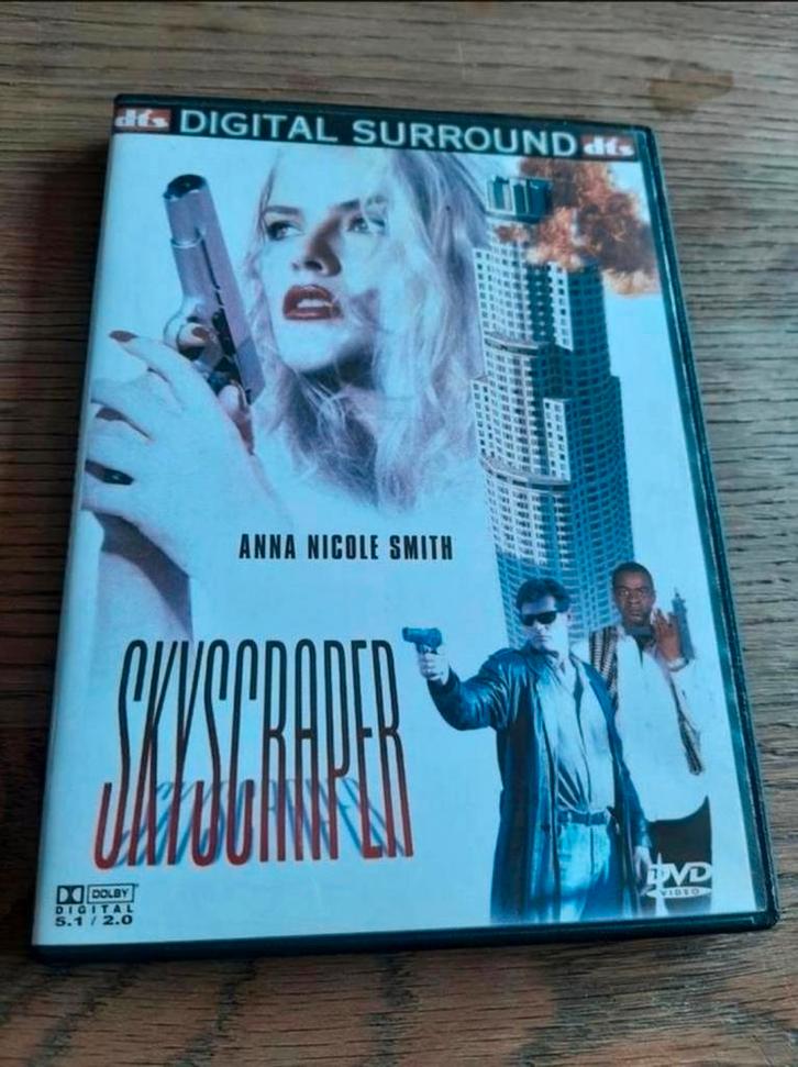 Skyscraper dvd. Anna Nicole Smith., Cd's en Dvd's, Dvd's | Actie, Zo goed als nieuw, Vanaf 16 jaar, Ophalen of Verzenden