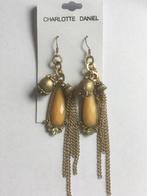 Charlotte Daniel kettinkjes camel steentje hang oorbellen, Overige materialen, Hangers, Nieuw, Ophalen of Verzenden