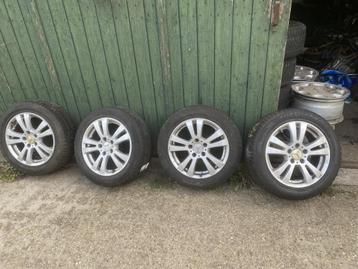Mercedes velgen met band 16inc et38 beschikbaar voor biedingen