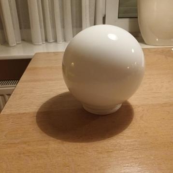 bolletje voor plafondlamp beschikbaar voor biedingen