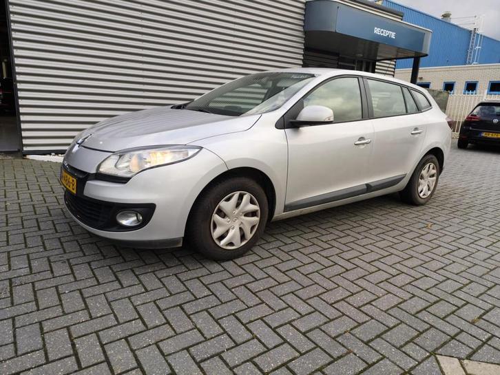 Renault Mégane Estate 1.5 dCi Collection, Auto's, Renault, Particulier, Te koop, Mégane, ABS, Airbags, Airconditioning, Climate control