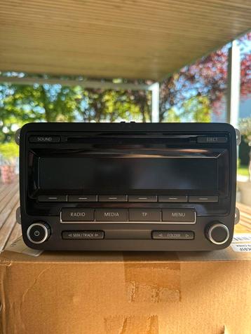 RCD 310 radio VW/Seat/Skoda beschikbaar voor biedingen
