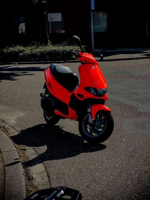 Gilera runner 50cc dd lc, Fietsen en Brommers, Brommeronderdelen | Algemeen, Zo goed als nieuw, Ophalen