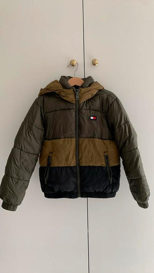 Tommy Hilfiger. Prachtige warme winterjas jongen. Maat 116, Kinderen en Baby's, Kinderkleding | Maat 116, Zo goed als nieuw, Jongen