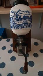 Koffiemolen, Ophalen