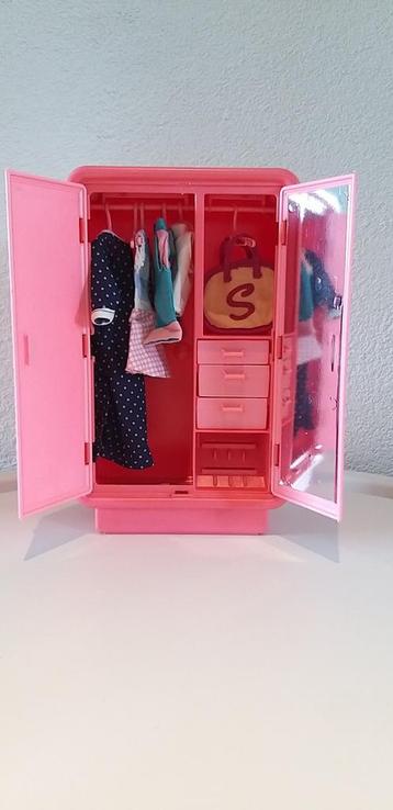Vintage Barbie & Fleur kledingkast, badkamer voor poppenhuis beschikbaar voor biedingen