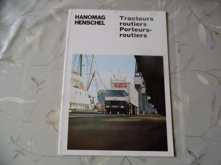 Hanomag Henschel zware trekkers en vrachtwagens, Boeken, Auto's | Folders en Tijdschriften, Zo goed als nieuw, Overige merken