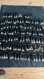 65 paar oorbellen, Sieraden, Tassen en Uiterlijk, Oorbellen, Ophalen of Verzenden, Nieuw, Overige kleuren, Overige materialen