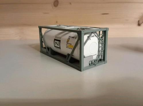 Tank container NewPort MDK, Hobby en Vrije tijd, Modelauto's | 1:50, Zo goed als nieuw, Bus of Vrachtwagen, Overige merken, Ophalen of Verzenden
