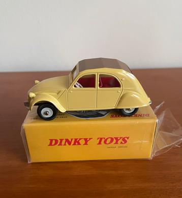 Dinky Toys,  Citroën /2 CV, personen auto, nieuw model 61 beschikbaar voor biedingen