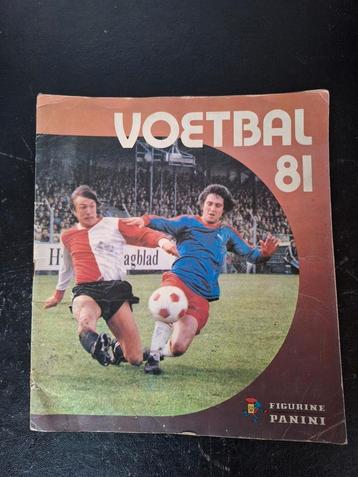 Oud, compleet sticker album Eredivisie 1981 beschikbaar voor biedingen