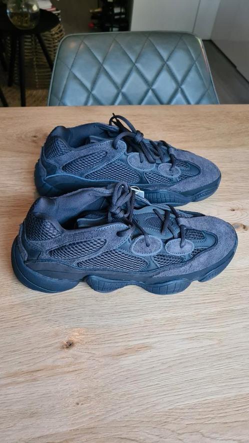 Adidas Yeezy 500 Utility Black EU44/US10, Kleding | Heren, Schoenen, Nieuw, Sneakers of Gympen, Zwart, Ophalen of Verzenden