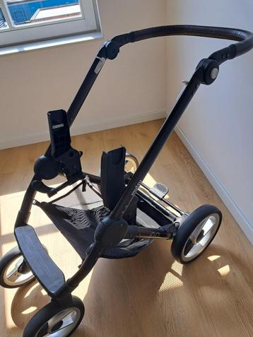 Kinderwagen frame beschikbaar voor biedingen