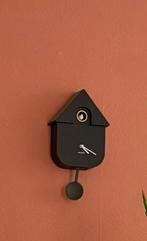 Karlsson Modern Cuckoo Koekoeksklok - Zwart Abs, Huis en Inrichting, Ophalen, Zo goed als nieuw, Wandklok