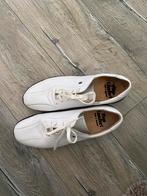 Nieuwe witte Finn schoenen, maat 8,5, Nieuw, Ophalen of Verzenden, Schoenen met lage hakken, Wit