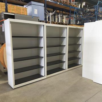 Witte metalen schappenkast / stellingkast - 200x120x45 cm beschikbaar voor biedingen
