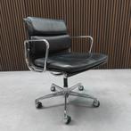 Herman Miller Eames EA 217 bureaustoel in zwart leder