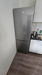 Grijze Beko koelkast, Witgoed en Apparatuur, Ophalen, 200 liter of meer, 160 cm of meer, Zo goed als nieuw