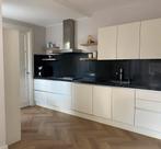 Complete hoekkeuken met deels apparatuur uit 2023, Huis en Inrichting, Keuken | Complete keukens, Ophalen, Gebruikt, Hoekkeuken