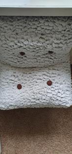 Poezen hangmand, Ophalen