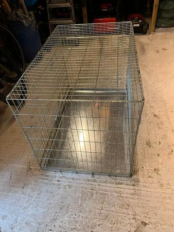 Hondenbench  beschikbaar voor biedingen