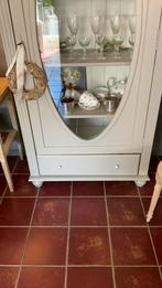 Vitrinekasten  - net verlaagd van €425!, Ophalen, Zo goed als nieuw, 25 tot 50 cm