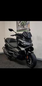 voge sr4 max motorscooter, Motoren, Scooter, Handvatverwarming, Particulier, 350 cc