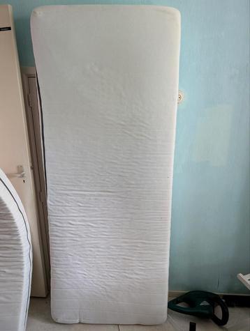 Matras 200 x 80 cm beschikbaar voor biedingen