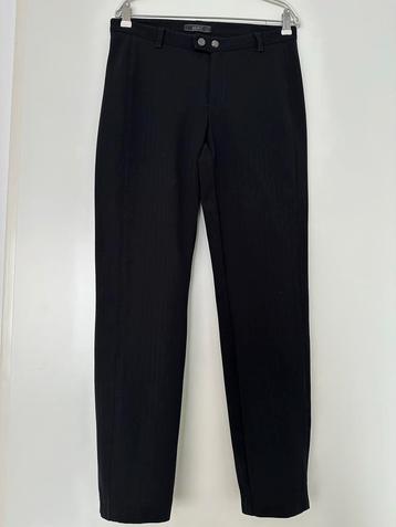 Mac Pantalon Dames Maat 40 Zwart beschikbaar voor biedingen