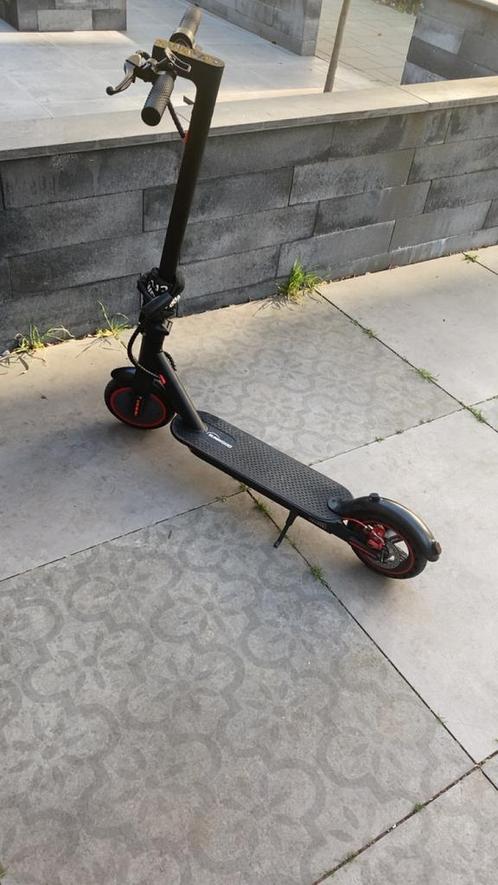 Elektrische step in nieuwstaat!!, Fietsen en Brommers, Steps, Zo goed als nieuw, Elektrische step (E-scooter), Ophalen
