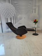 Luxe, draai, relaxfauteuil van TOPFORM. Leer., Huis en Inrichting, Fauteuils, Ophalen, Zo goed als nieuw, 50 tot 75 cm, Leer