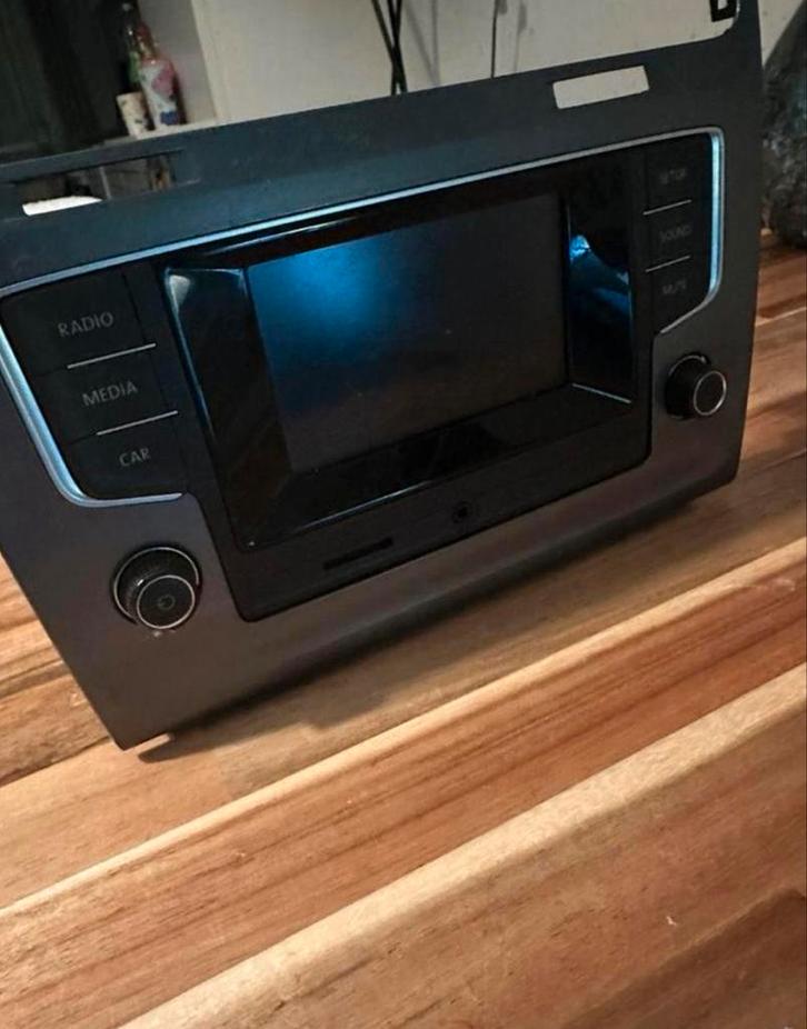 Golf 7 Radio Navigatie Systeem met omranding, Auto diversen, Autoradio's, Zo goed als nieuw, Ophalen of Verzenden