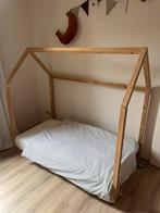 Peuterbed huisje incl. NIEUW matras, dekbed en beddengoed, Kinderen en Baby's, Kinderkamer | Bedden, Ophalen, 70 tot 85 cm, 140 tot 160 cm