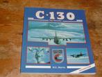 C-130 The Hercules (Amerikaans transport vliegtuig USAF), Boek of Tijdschrift, Ophalen of Verzenden, Zo goed als nieuw