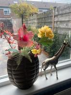 Vaas met kunstbloemen schildpad vaas, Ophalen of Verzenden, Gebruikt, Binnen