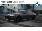 BMW 7 Serie M760e xDrive High Executive Automaat / Trekhaak, Auto's, BMW, Nieuw, Te koop, Zilver of Grijs, 5 stoelen